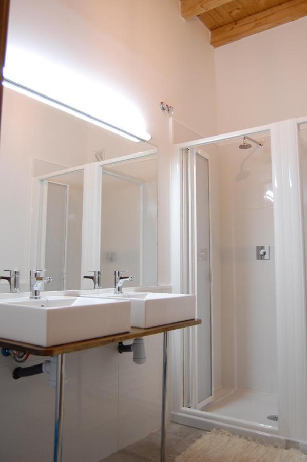 Albergue De Peregrinos Compostela Молинасека Екстериор снимка