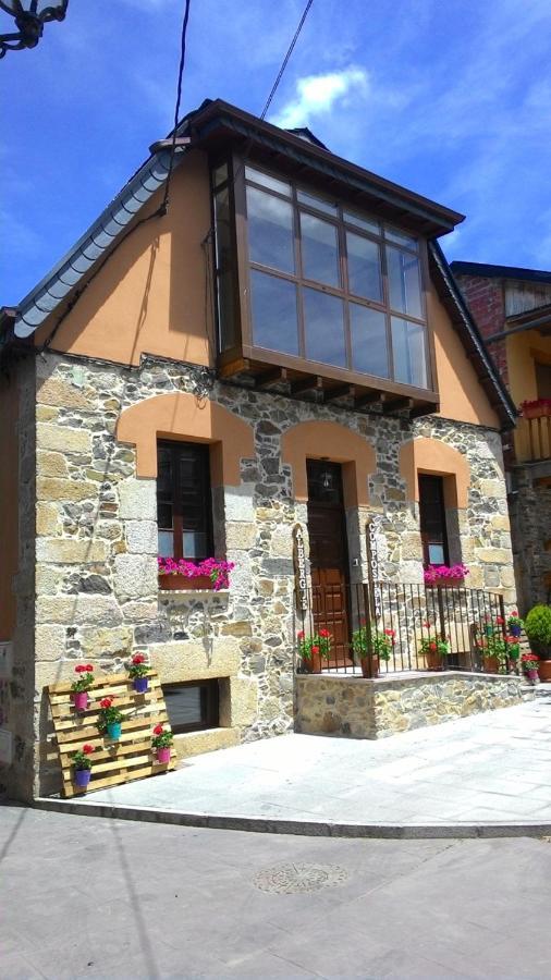 Albergue De Peregrinos Compostela Молинасека Екстериор снимка