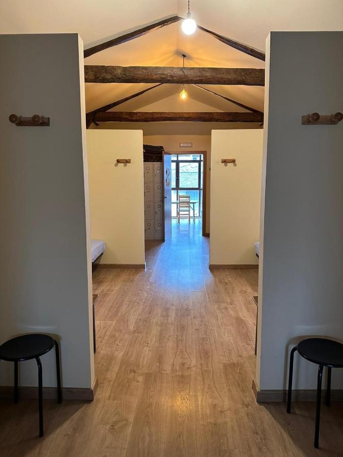 Albergue De Peregrinos Compostela Молинасека Екстериор снимка
