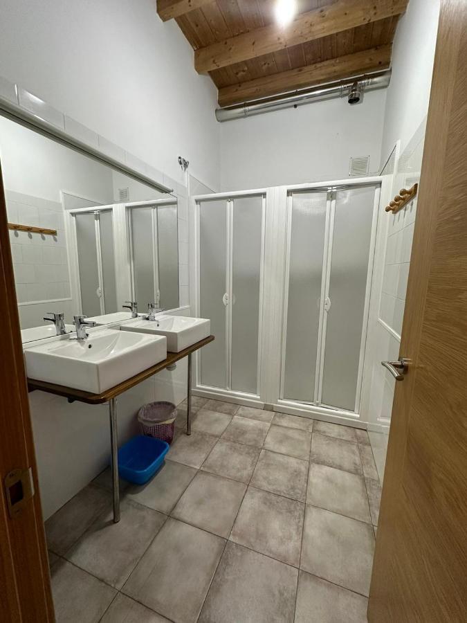 Albergue De Peregrinos Compostela Молинасека Екстериор снимка