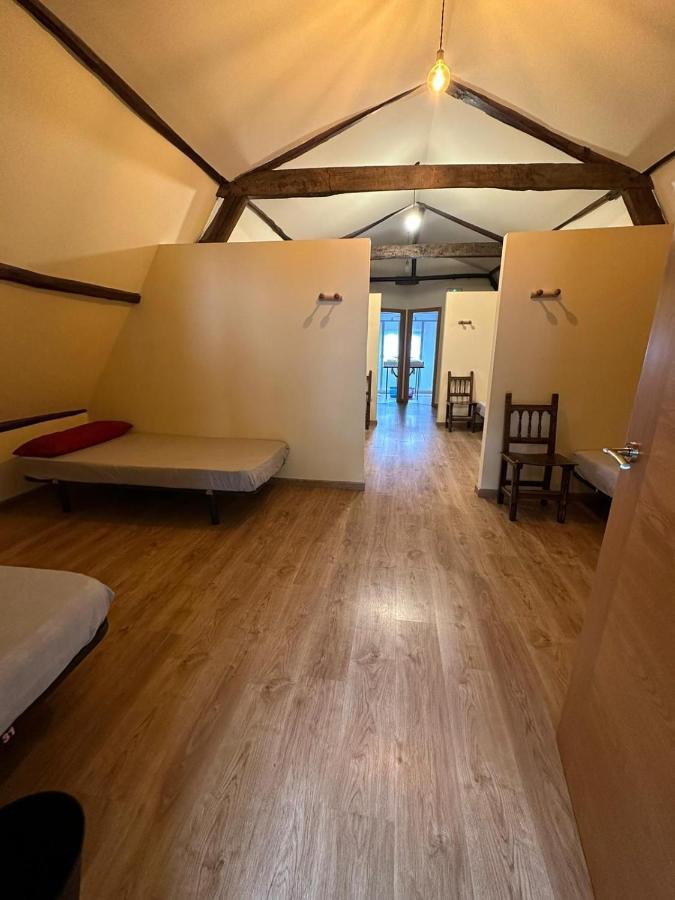 Albergue De Peregrinos Compostela Молинасека Екстериор снимка